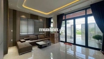 CHO THUÊ BIỆT THỰ SIÊU ĐẸP  CÓ THANG MÁY KHU MỸ GIA GIÁ 40 TRIỆU/THÁNG