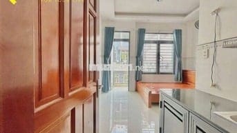 CHO THUÊ PHÒNG BANCOL NGAY ĐẠI HỌC GIA ĐỊNH - TIỆN ĐI SÂN BAY