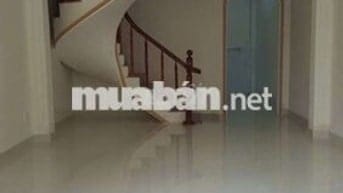 Cho thuê nhà nguyên căn 1 trệt 1 lầu, dt 4×15, có 2pn,2wc