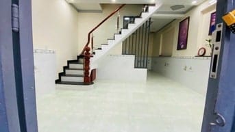 🏡 NHÀ LẦU TRỆT – VỊ TRÍ ĐẸP GẦN CỤM TRƯỜNG HỌC & SÂN VẬN ĐỘNG ĐÔNG HÒ