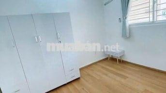 DT: 40,3m2 ( kế góc thang máy )-Giá:985tr(bớt lộc cho khách thiện chí)