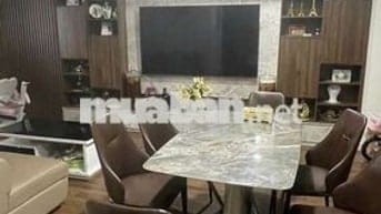 Bán căn hộ tòa B vinaconex  full nội thất 3 ngủ 2wc.