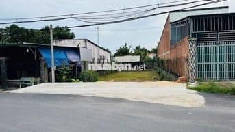 BÁN GẤP LÔ ĐẤT VƯỜN, DT 350m², 10×35, MT 1/ Nguyễn Thị Lắng, SHR