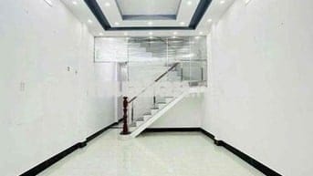 Nhà lầu 3 phòng hẻm 140 Lý Tự Trọng