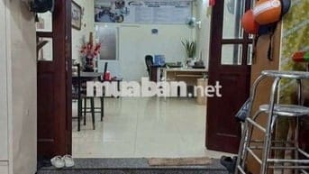 NHÀ 4X20M 1 LẦU DƯỚI TRỐNG SUỐT TRÊN 3PN GIÁ TỐT