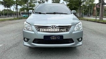 toyota innova model 2013 số tự động rất mới