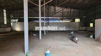 💥 Giá chỉ 40 triệu  cho thuê Xưởng Đường xe container  💥 Xưởng 800m².