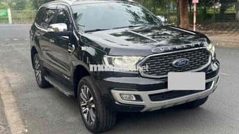 Ford Everest Titanium 4x2 2022 - 22.000km