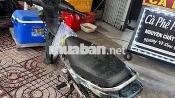 cần bán xe wave 2.2tr.   xe lôi+móc 4.5tr