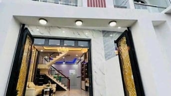 BÁN NHÀ 1 TRỆT 1 LẦU ĐƯỜNG HOÀNG PHAN THÁI SHR GIÁ 850TR