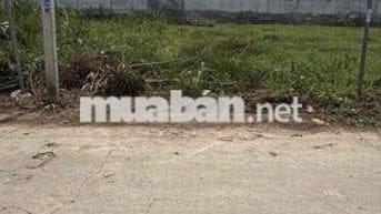 em chính chủ cần bán gấp miếng đất bgang 5 dài 34 mặt tiền đường