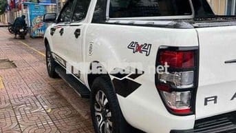 đỗi xe mới cần bán witrak 3.2  hai cầu số tự động