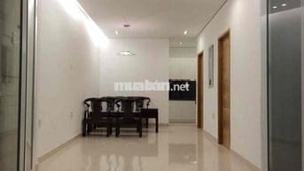 Cho thuê nhà trệt, trung tâm quận 1, gần chợ Tân Định