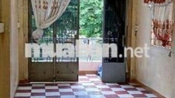 Cho thuê 1 tầng 45m2 nhà mặt tiền q6 đương Phan Văn Khỏe