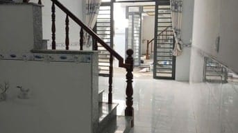 nhà góc 2 mặt tiền gần chợ  – giá tốt 690tr – dọn vào ở ngay