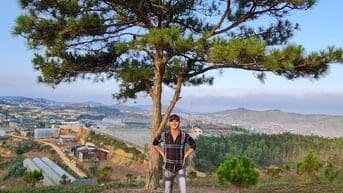 Hiện tôi đang cần việc làm mong ace hỗ trợ ạ