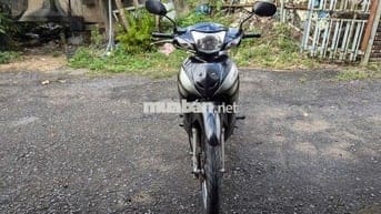 Xe máy zin êm chạy liền 9 chủ