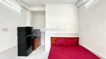 PHÒNG THOÁNG MÁT NGAY CON ĐƯỜNG ẨM THỰC THÀNH THÁI GẦN TÔ HIẾN THÀNH..