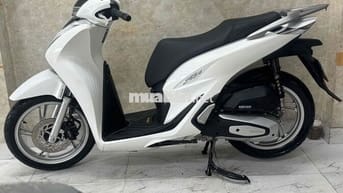 sh 125 đời 2022 màu trắng siêu mới 43K1-630.73