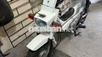 Honda Chaly 50cc màu Trắng