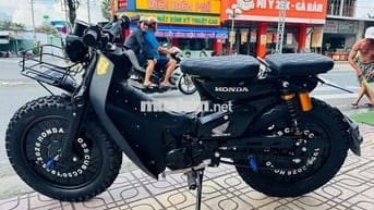 Super cub cafe racer