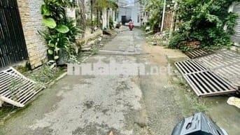 Đất tại Lê Văn Lương. 83m2. Sổ hồng riêng. XD tự do. MT 6M, HXH