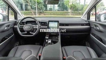 Hyundai Custin 2024 Đặc Biệt 1.5T - 18000 km