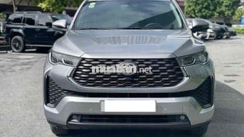 Toyota Innova cross 2025 mới 99%