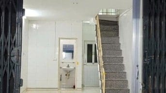 Cho thuê nhà ngõ 93 Nghĩa Dũng, DT 30m2 + lửng, ngõ nông, gần chợ