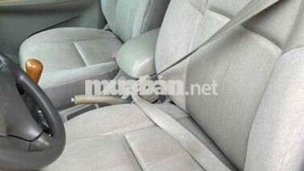 innova 2010 màu bạc