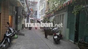 Tôi là chủ nhà cần bán nhà hẻm xe hơi cách mạng tháng tám