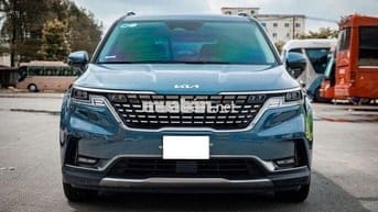 Kia Carnival 2022 Signature xe cá nhân chạy lướt