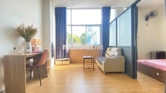 CHDV 2 PHÒNG NGỦ FULL NỘI THẤT - THANG MÁY - NGAY BỜ KÈ HOÀNG SA