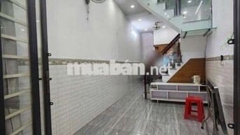 NHÀ ĐẸP NGAY CHỢ PHẠM THẾ HIỂN ĐÚC 1 LẦU. 2 PHÒNG NGỦ.  3,6×12 P4. Q8.