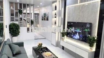 GIÁ 8.5 TỶ!NHÀ HÀO NAM - ĐỐNG ĐA:40M², 4 TẦNG - 2 MẶT THOÁNG, FULL NT!