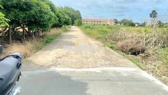 Trường Tiểu học - THCS Tân Hưng đi bộ tới đất 3 phút 370tr có vay