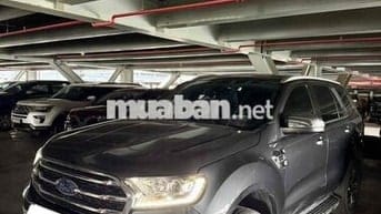 Ford Everest Titanium 4x2 Màu Xám lông chuột 2019