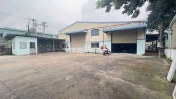 Xưởng Thuận An 2000m đường cont điện hạ bình trần la phông nền gạch