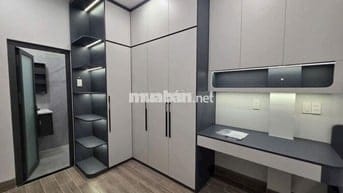 2PN Sunrise city View Đông, Full NT, bán 7.95 tỷ