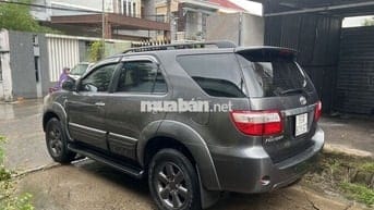 Toyota Fortuner 2009 2.7V - 170000 km