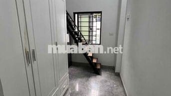 1 phòng *** có thang máy tại 322 mỹ đình, ko giới hạn người và xe