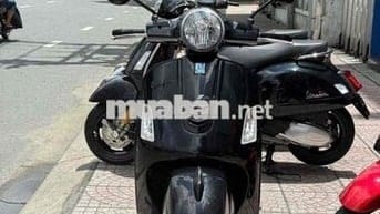 Vespa GTS 150cc  mua 3-2021 5k km chính chủ Tphcm