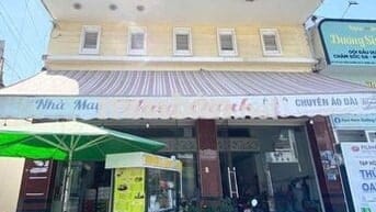 Cho Thuê Nhà Trệt 2 Lầu Mặt Tiền 7,5M Trần Hoàng Na (cũ) Đông Đúc