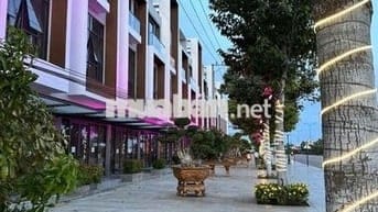 Chính chủ cần bán nhà mặt tiền Võ NGuyên Giáp. Giá rẻ vô địch