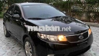 Kia Cerato nhập khẩu số sàn