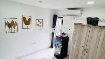 CĂN HỘ STUDIO BAN CÔNG FULL NỘI THẤT NGAY TRUNG TÂM QUẬN 10