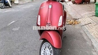 Vespa gts máy thế hệ mới. Lướt