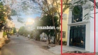 CHO THUÊ TRỌ MẶT TIỀN HƯNG PHÚ.28MV. GIÁ 3TR2. Ml.