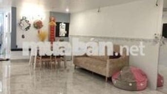 Nhà mới 90%, có thể kèm nội thất, 90m2 lưu thoáng cây xanh