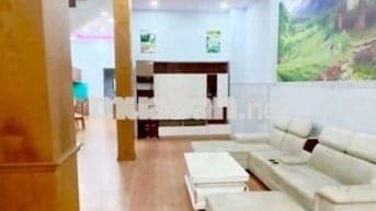 Cho thuê nhà 1 Trệt 2 Lầu gần quốc lộ 1k phường Đông Hoà